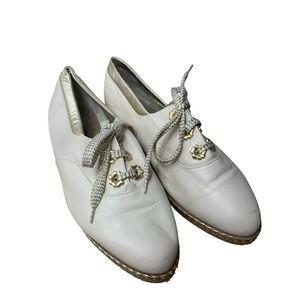 Vtg 1980s Bally Jallut Ivory Leather Gold Floral‎ Rivet Oxfords Flats Shoes 10